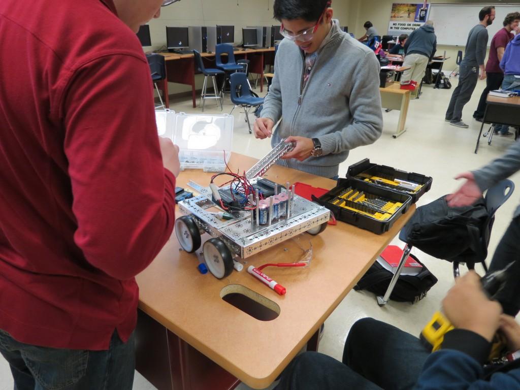 Robotics Team to Display Work at Witte