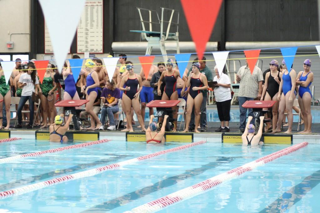 Relay Swimmers go to Region