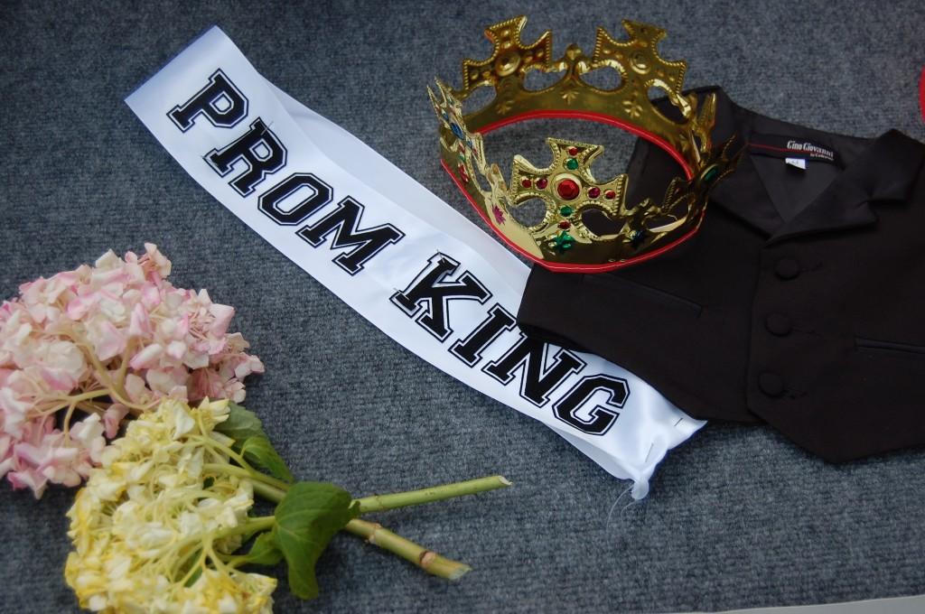 Fundraising for Prom Royalty Continues Despite Small Turnout